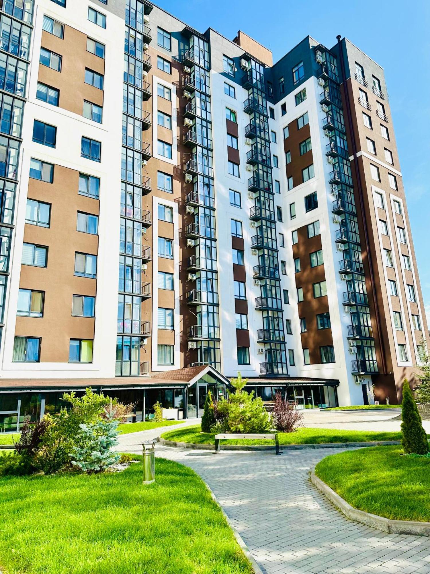 Designer Apartments In The City Center Rivne Exterior foto
